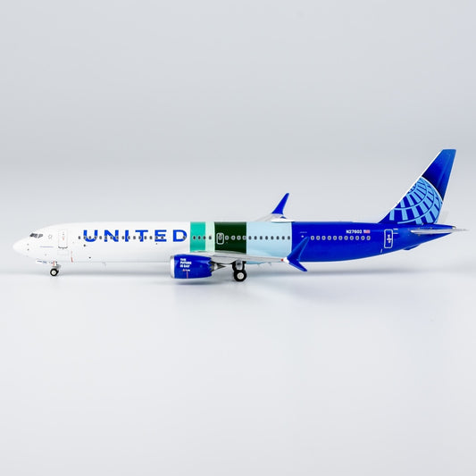 1:400 NGmodels United Airlines Boeing 737 MAX 10 Airplane Diecast Plane Model