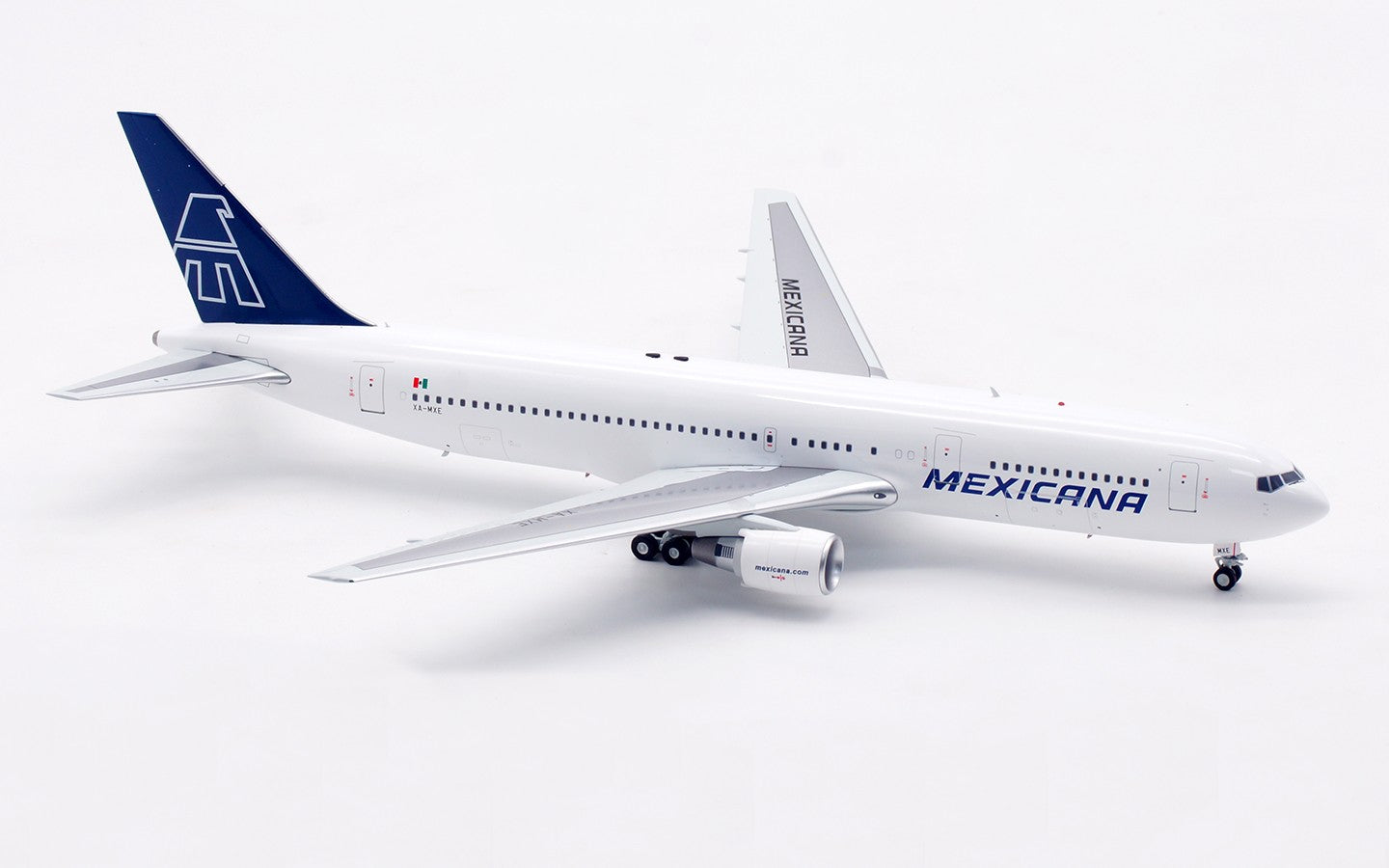 1:200 InFlight MEXICANR B767-300 Passenger Airplane Diecast Aircraft Model