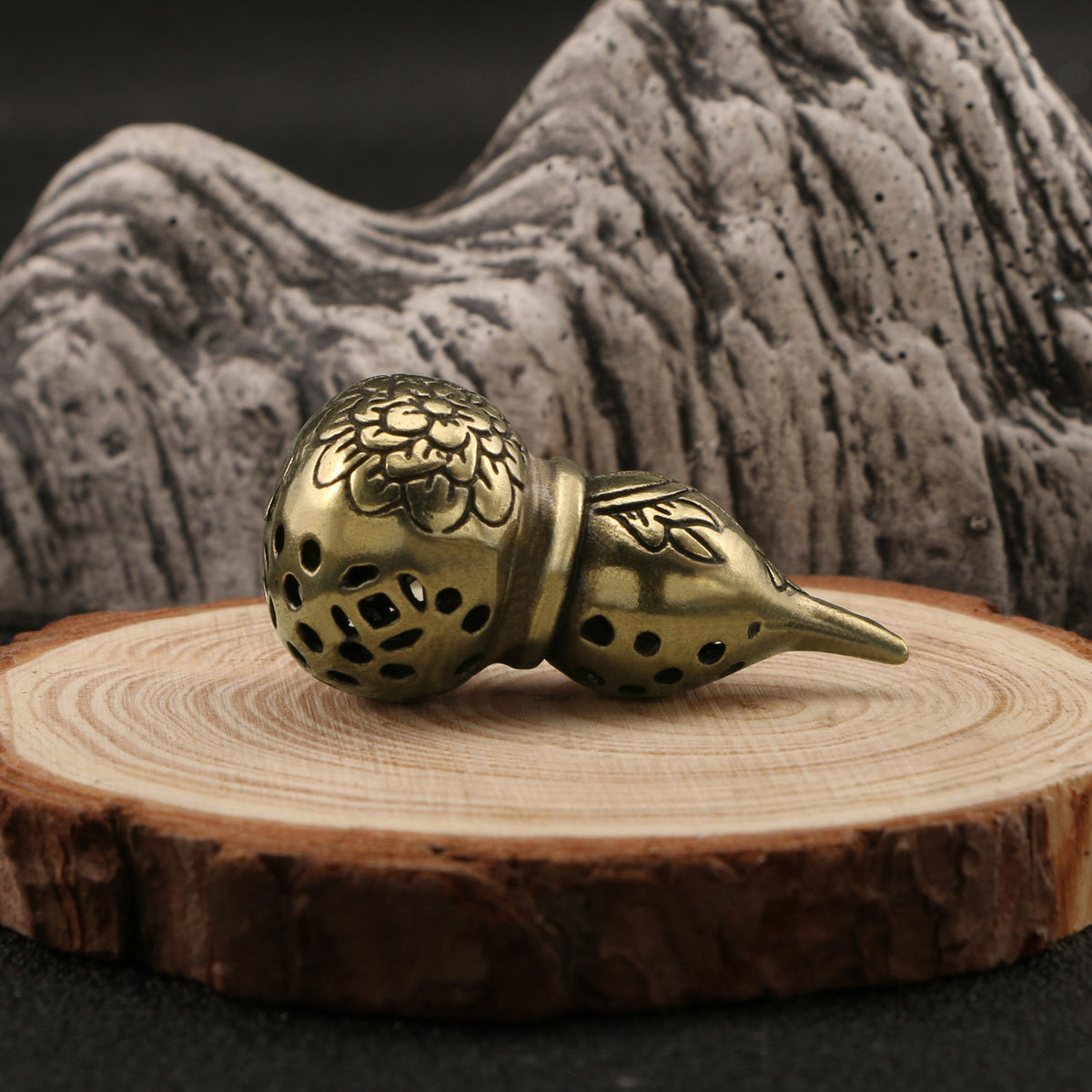 Solid Brass gourd pendant Figurine Small Statue Home Ornament Collectibles