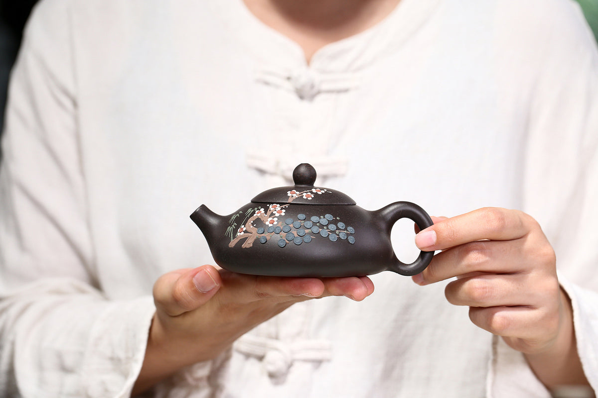 5.4" Yixing Zisha Pottery Black Gold Sand 180ML Pine Tree Plum Blossom Teapot