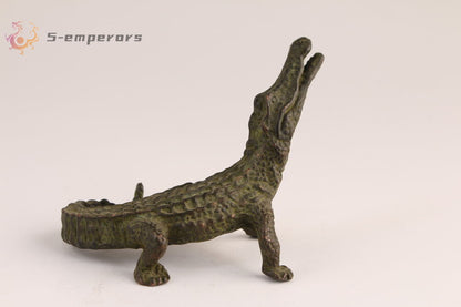 Lovely Chinese bronze copper Crocodile figure Statue table decoration tea pet
