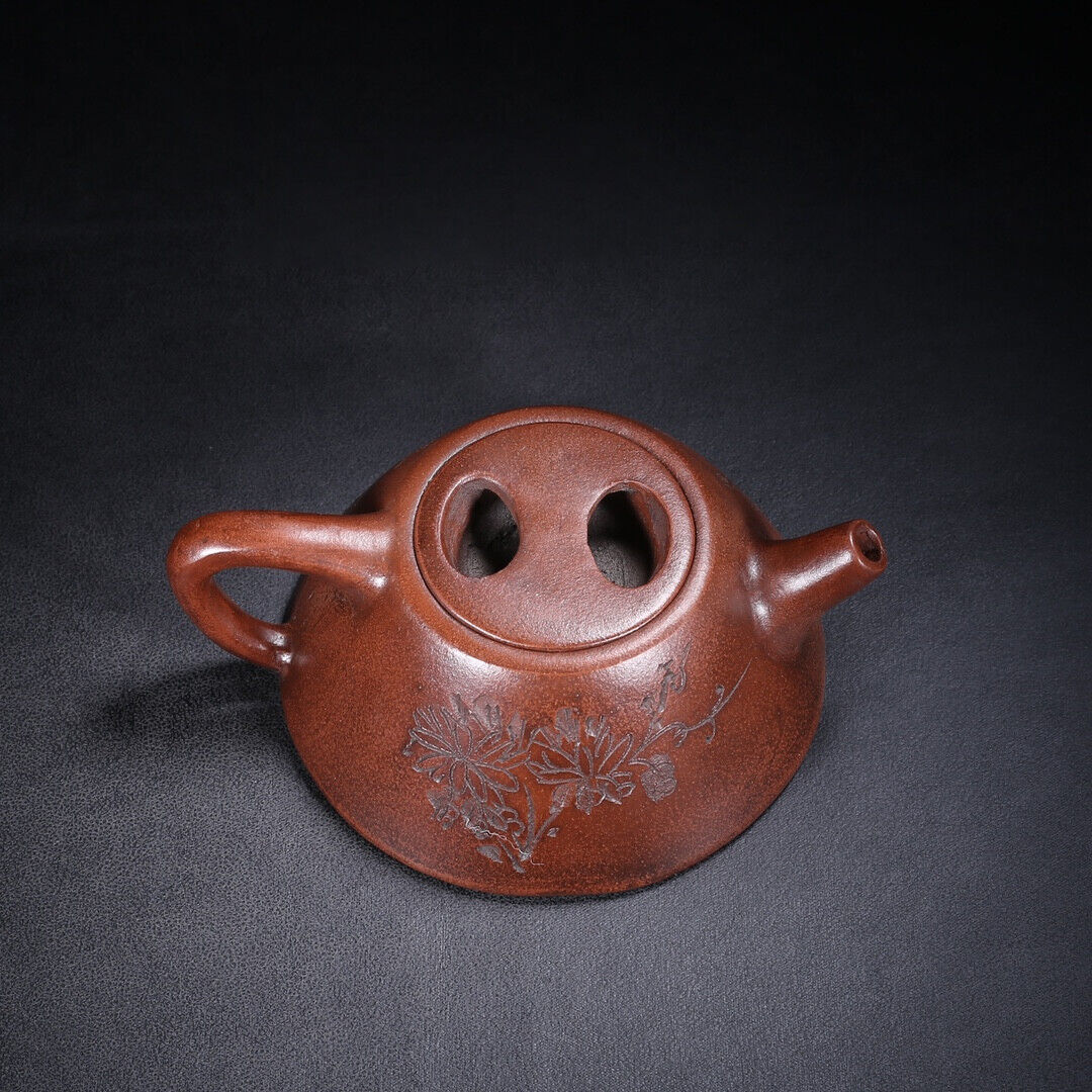 Chinese Yixing Zisha Clay Handmade Exquisite Teapot （牛盖石瓢 底款：陈仲美）