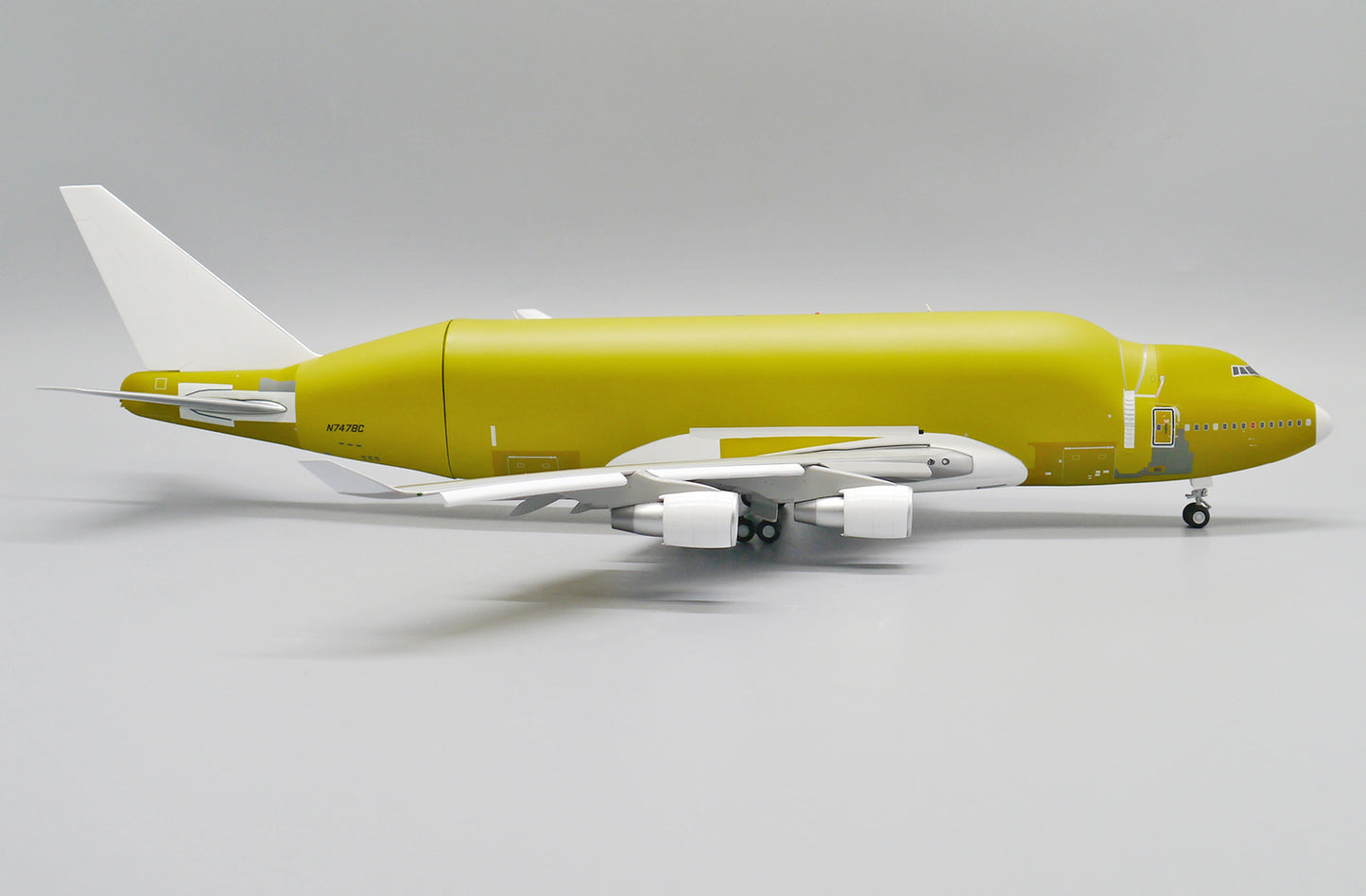 1:200 JC Wings Boeing Factory Plane 747-400 Yellow Livery Diecast Aircraft Model