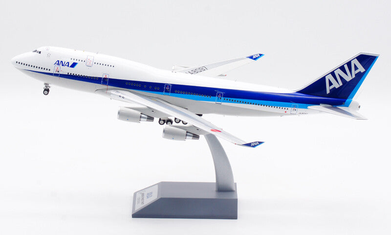 1:200 Aviation ANA BOEING B747-400 Passenger Airplane Diecast Plane Model