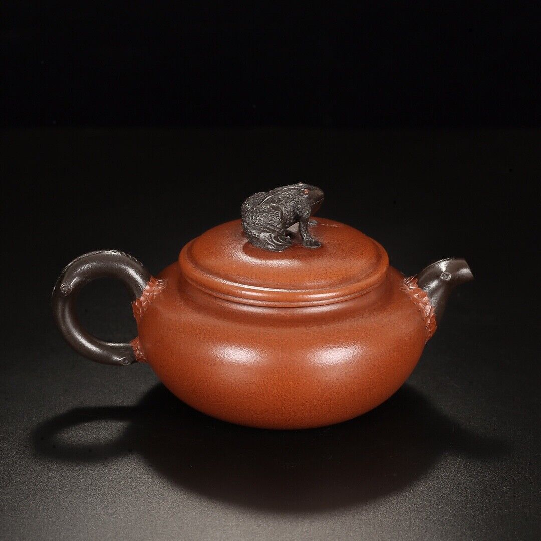 Chinese Yixing Zisha Clay Handmade Exquisite Teapot（纳财 底款：蒋蓉）