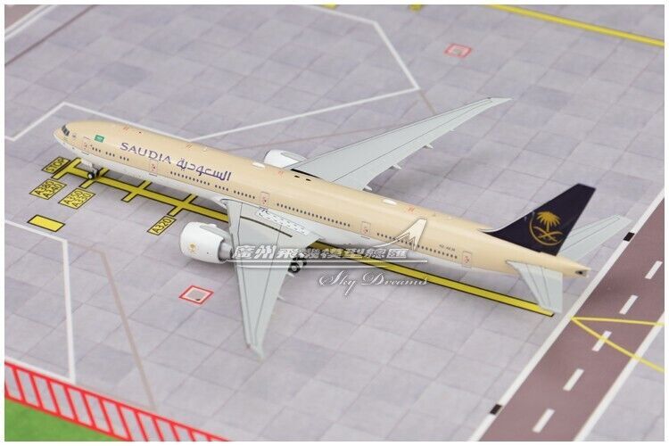 1:400 JC Wings Saudi Arabia BOEING 777-300ER Passenger Airplane Diecast Model