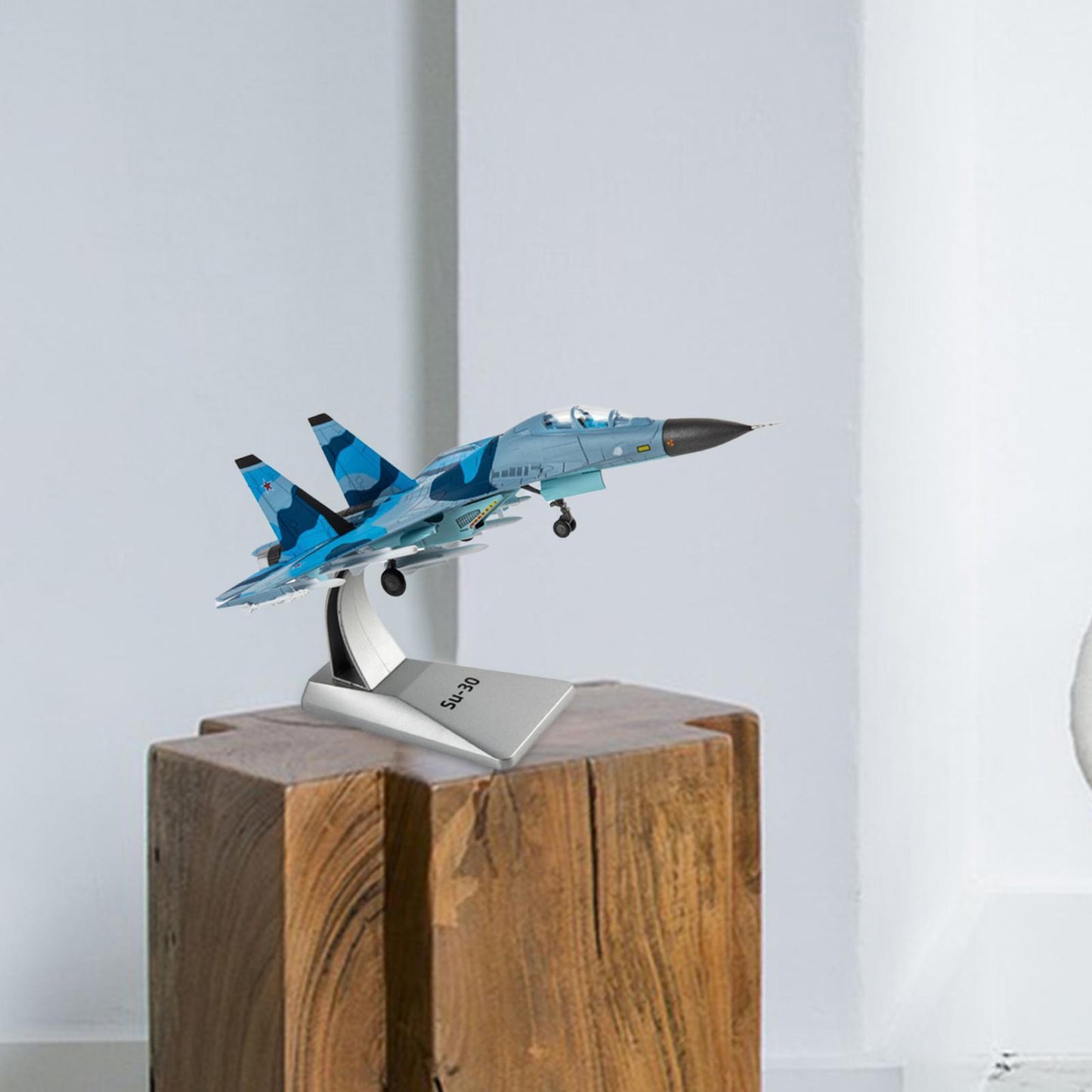 1/100 Russian Air Force SU-30MKK fighter Diecast Plane Aircraft Model Diaplay