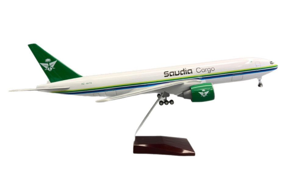 1:157 47CM Saudi Cargo BOEING 777-300ER Aircraft Landing Gear Resin Plane Model