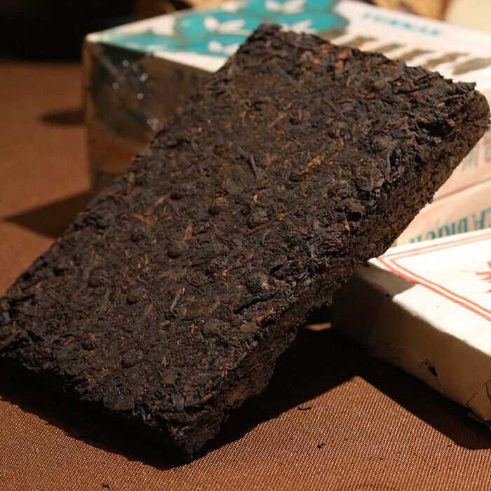 90'S CNNP Aged Pu'er Brick Tea Famous Chinese Brand 7581 Pu-erh Ripe Puer 250g