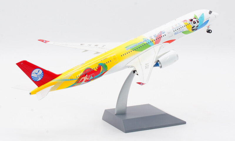 1:200 Aviation SICHUAN AIRLINES AIRBUS A350-900 Passenger Airplane Diecast Model