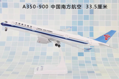 1:200 34CM RISESOON CHINA SOUTHERN AIRBUS A350-900 Airplane ABS Plastic Model