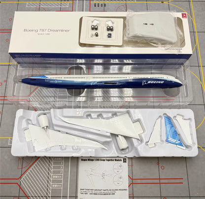 1:200 34CM Hogan BOEING 787-10 Passenger Airplane ABS Plastic Aircraft Model