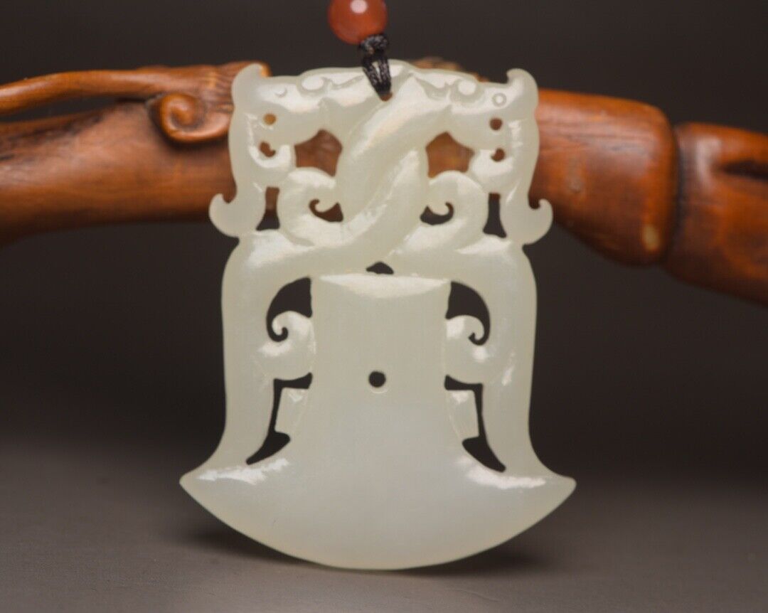 Antique Chinese Hetian Jade Carving Exquisite Statue White Jade Pendant Jewelry