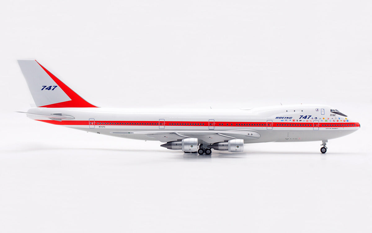 1:200 35CM SQ Wings BOEING 747-100 Passenger Airplane Diecast Aorcraft Model
