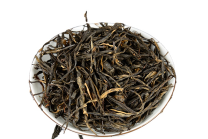 Fengqing Dian Hong tea raw Pine needles one bud two leaves straight black tea