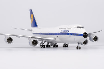 1:400 NG Models Lufthansa Plane Boeing 747-8 Diecast Aircraft Model