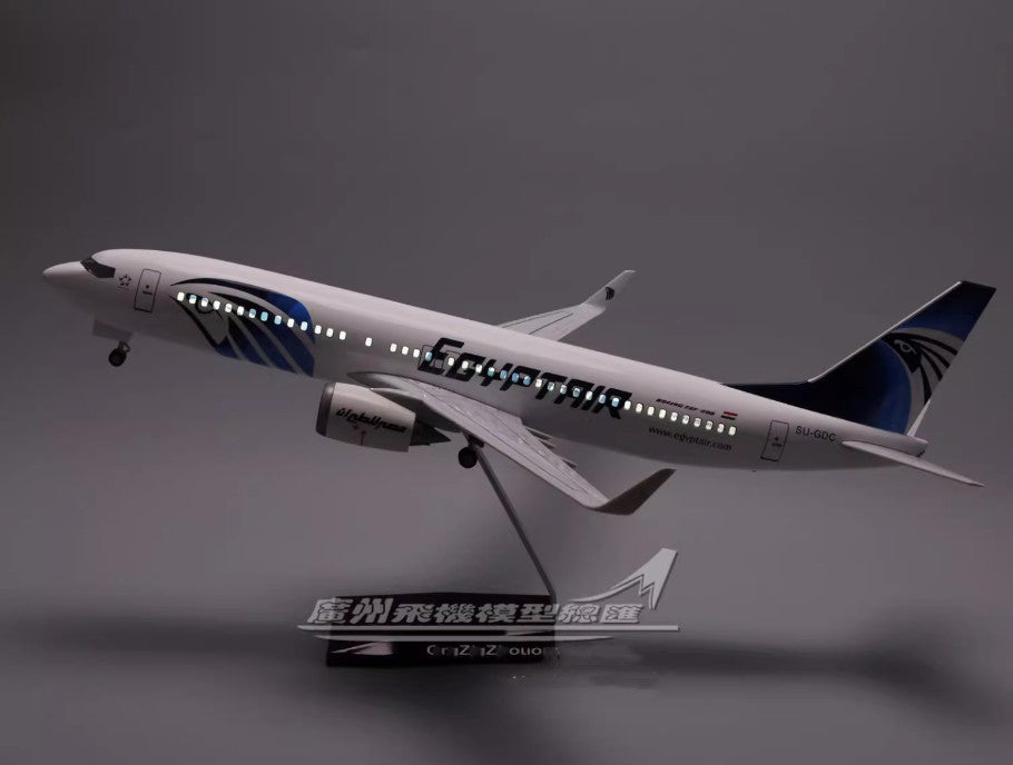 47CM 1:85 EGYPTAIR BOEING 737-800 Airplane Led Sound- controll Light Resin Model
