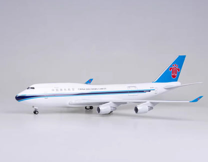 1:150 47CM CHINA SOUTHERN CARGO BOEING 747-400 Airplane Landing Gear Resin Model