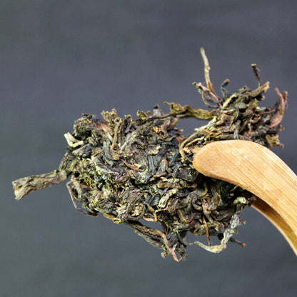 Old Panzhang Ancient Tree Pressed Yunnan Pu'er Tea Pu'er Raw Tea Cake