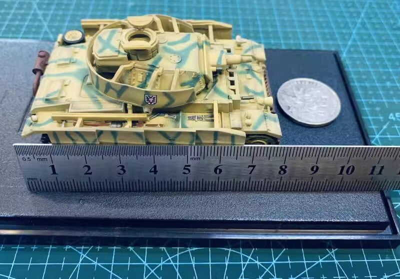 Sanrong 1/72 Germany Type 3N Military Main Battle Tank (with 1 man) Model 75019