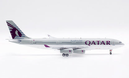 1:200 30CM InFlight AIR QATAR AIRBUS A340-200 Aeroplane Diecast Aircraft Model