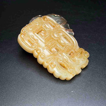 Chinese Natural Hetian Jade Hand-carved Exquisite Dragon Pendant 31242