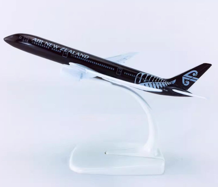 16CM Air New Zealand Boeing 787 Passenger Airplane Diecast Aircraft Plane Model