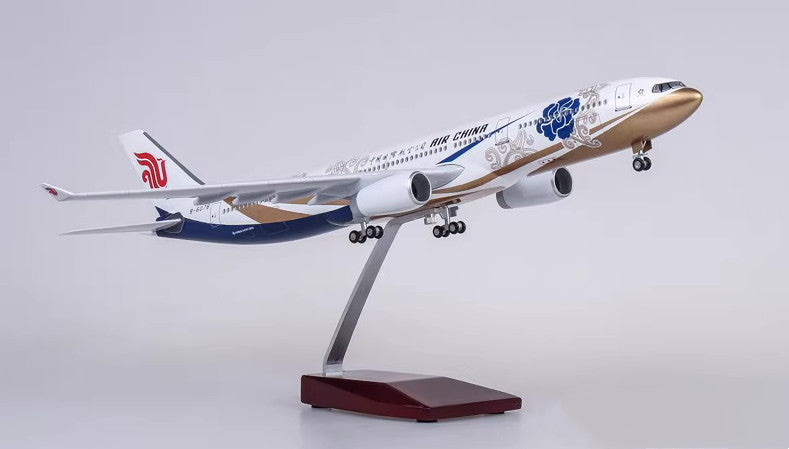 47CM 1:135 Air China AIRBUS A330 Passenger Plane Landing Gears Resin Model