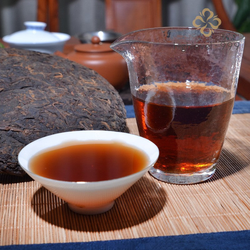 357g Ripe Puer Tea Cake Lao Man E Yunnan Ancient Tree Mountain Grown Aged Tea
