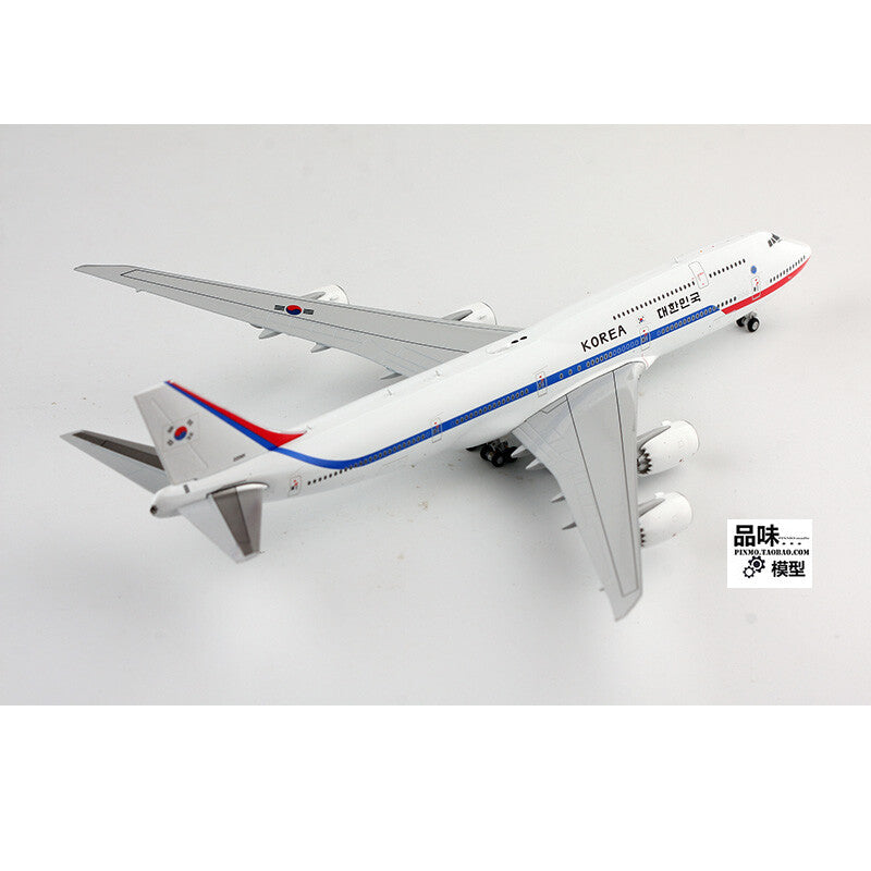 JC Wings 1/400 Korean Air Force Boeing B747-8 Presidential Plane Alloy Model