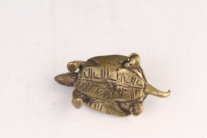 Rare Chinese brass handmade tortoise turtle statue collect tea pet hand piece