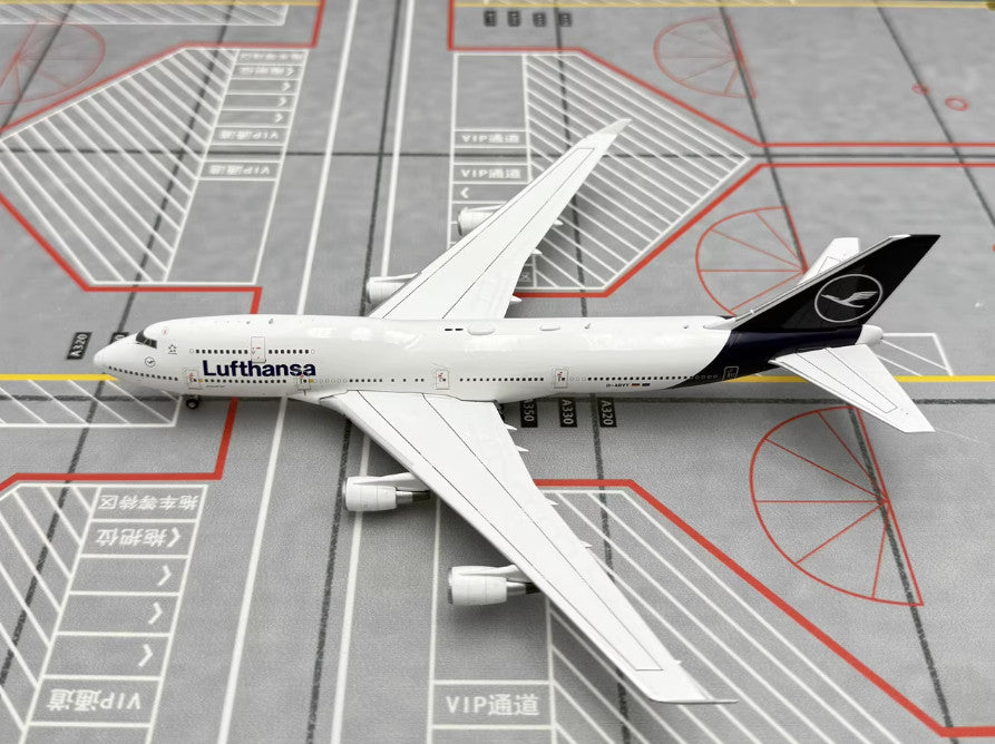 1:400 YY Wings Lufthansa BOEING 747-400 Passenger Aircraft Diecast Plane Model