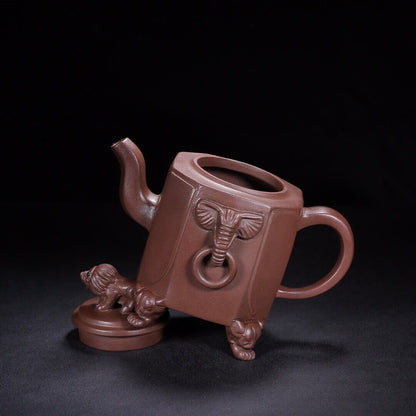 Chinese Yixing Zisha Clay Handmade Exquisite Teapot （威震八方 底款：施小马）