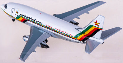 1:400 Aeroclassics Air Zimbabwe BOEING 737-200 Aircraft Diecast Airplane Model
