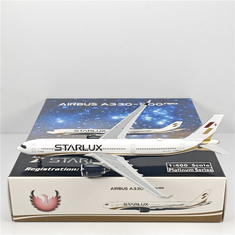 1:400 Phoenix Starlux Airlines Airbus A330-900neo Diecast Aircraft Plane Model
