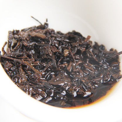 Long Yuan No. Pu'er Ripe Tea Cake Ancient Tree Yunnan Seven Seeds Cake 380g/cake
