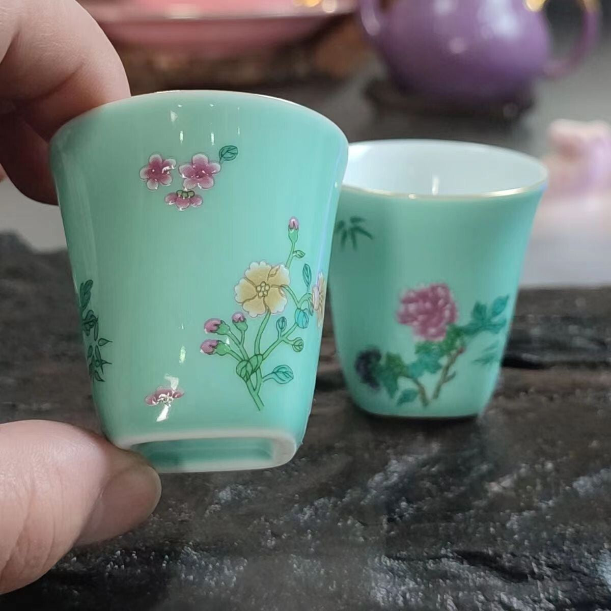 chinese jingdezhen porcelain famille rose tea cup :green flower