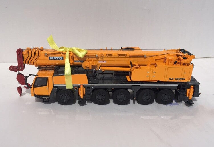 1:50 KA-1300R ALLTERR Crane Construction Equipment Machine Diecast Model