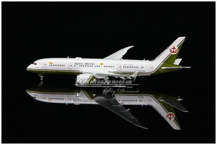 1:400 JC Wings ROYAL BRUNEI BOEING 787-8 Passenger Plane Flap Down Diecast Model