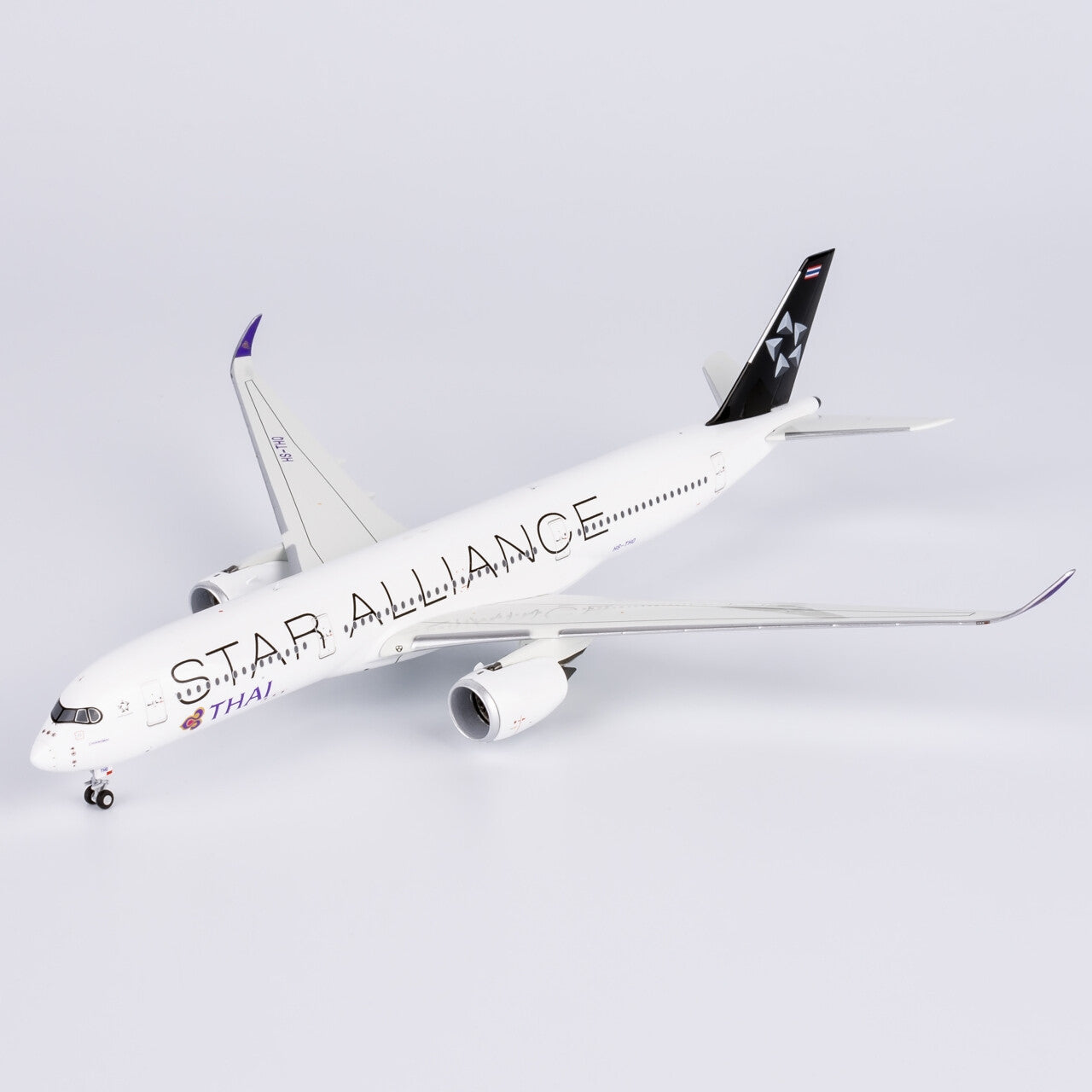 1:400 NG Models Thai Airways Airbus A350-900 Plane Diecast Aircraft Model