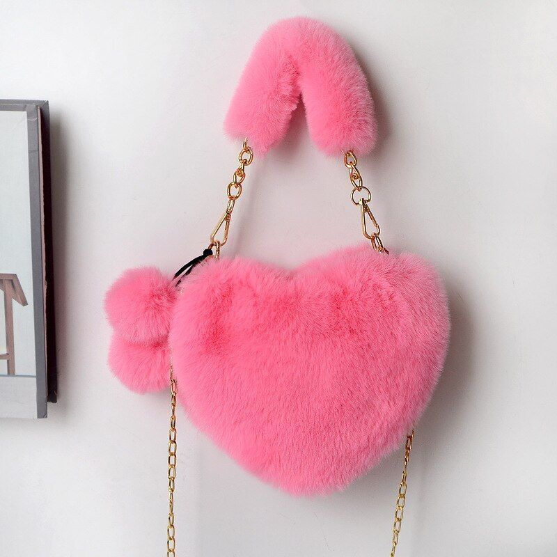 Faux Fur Winter Handbag Heart Shape Shoulder Bag Clutch Purse Chain Velvet Pouch
