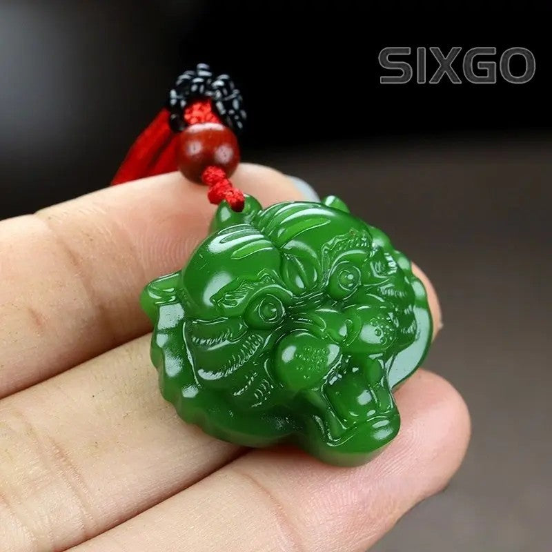 Natural Chinese Jade Green Hand Carved Tiger Head Pendant Boutique Jewelry