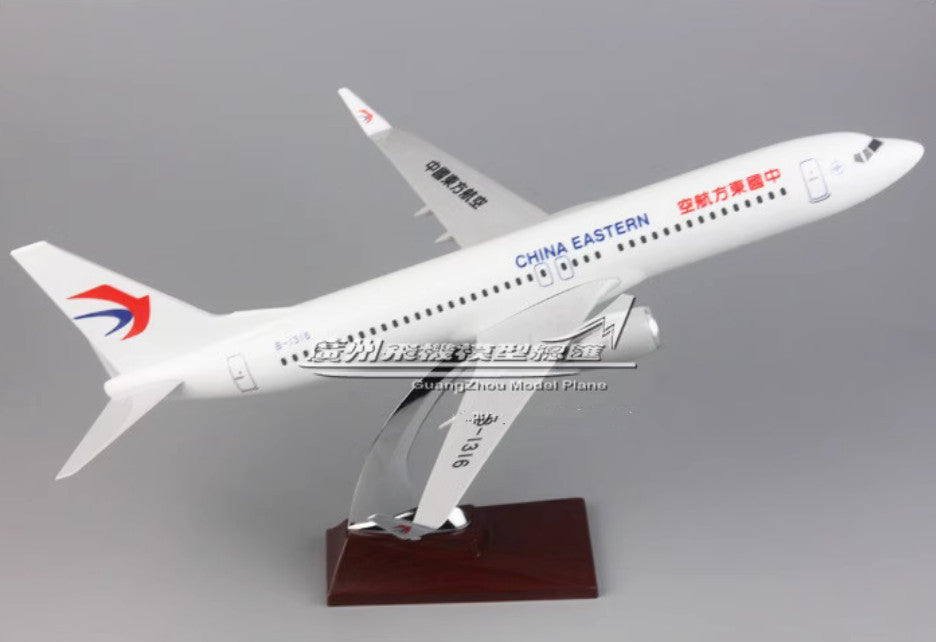 40CM CHINA EASTERN BOEING 737-800 B-1316 Passenger Airplane Resin Plane Model