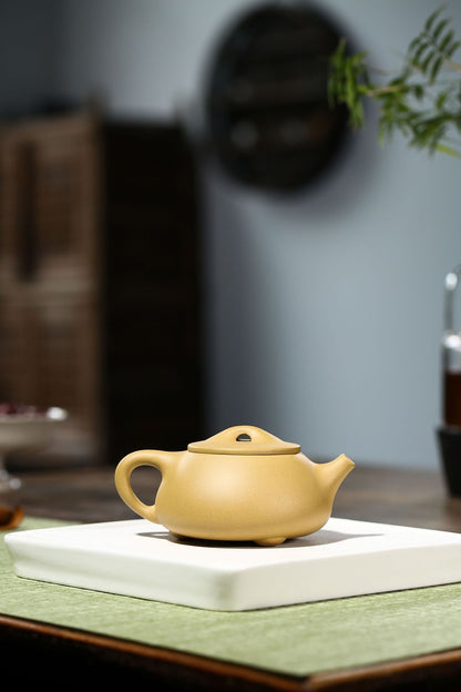 5.5" Collect China Yixing Zisha Pottery Gold Section Clay 280ML Mesh Teapot 景舟石瓢