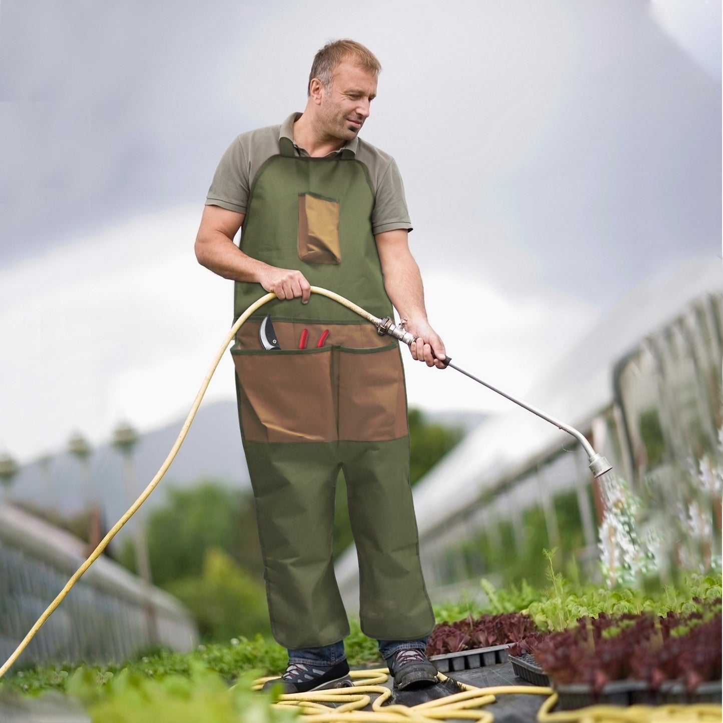 2025 New Garden Trimming Multi Pocket Outdoor Leg Protection Picking Apron-USA