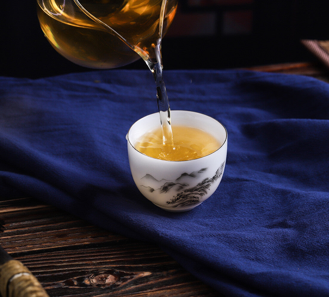 Yunnan Puerh Tea 357g Daxueshan (Rui) Big Tree Old Tree 357g Puerh Tea Cake