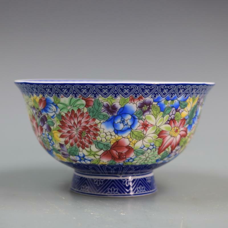 Chinese Jingdezhen Porcelain Blue and White Famille Rose Bowl