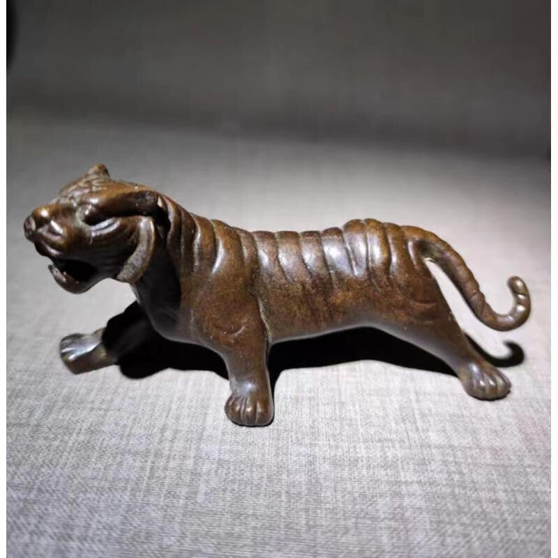Chinese Old Brass Copper Statue Hand Carved tiger,Antique handicraft ornaments