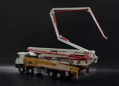 1:35 40CM XCMG HB62K 62M Concrete Pump Truck Construction Machine Diecast Model