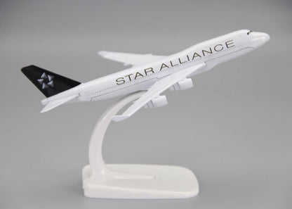 16cm Star Alliance Boeing 747-400 Passenger Aeroplane Diecast Aircraft Model